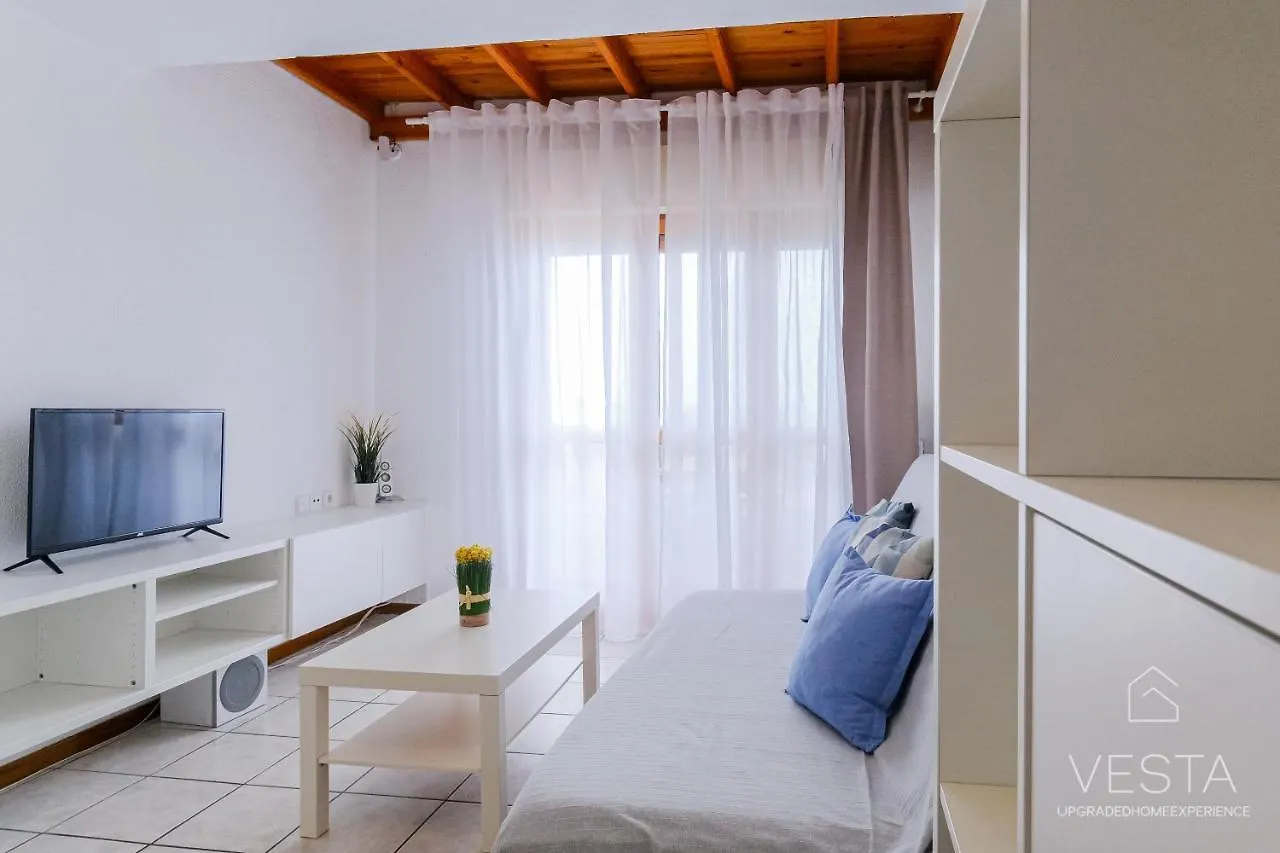Sea Breeze Apartments, Beachfront Location Skála Foúrkas Apartmán