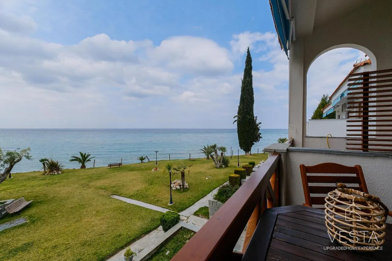 Sea Breeze Apartments, Beachfront Location Skála Foúrkas Řecko