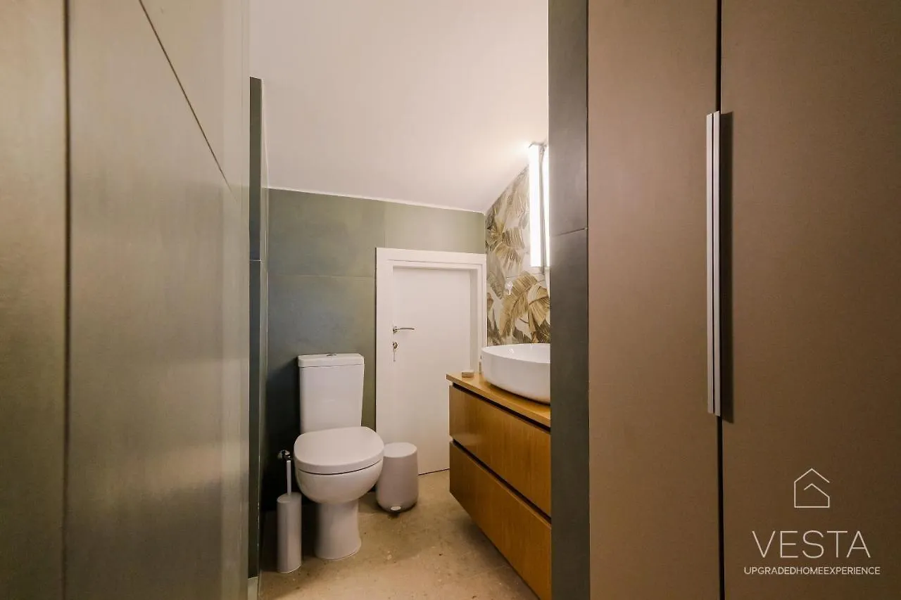 Sea Breeze Apartments, Beachfront Location Skala Fourkas