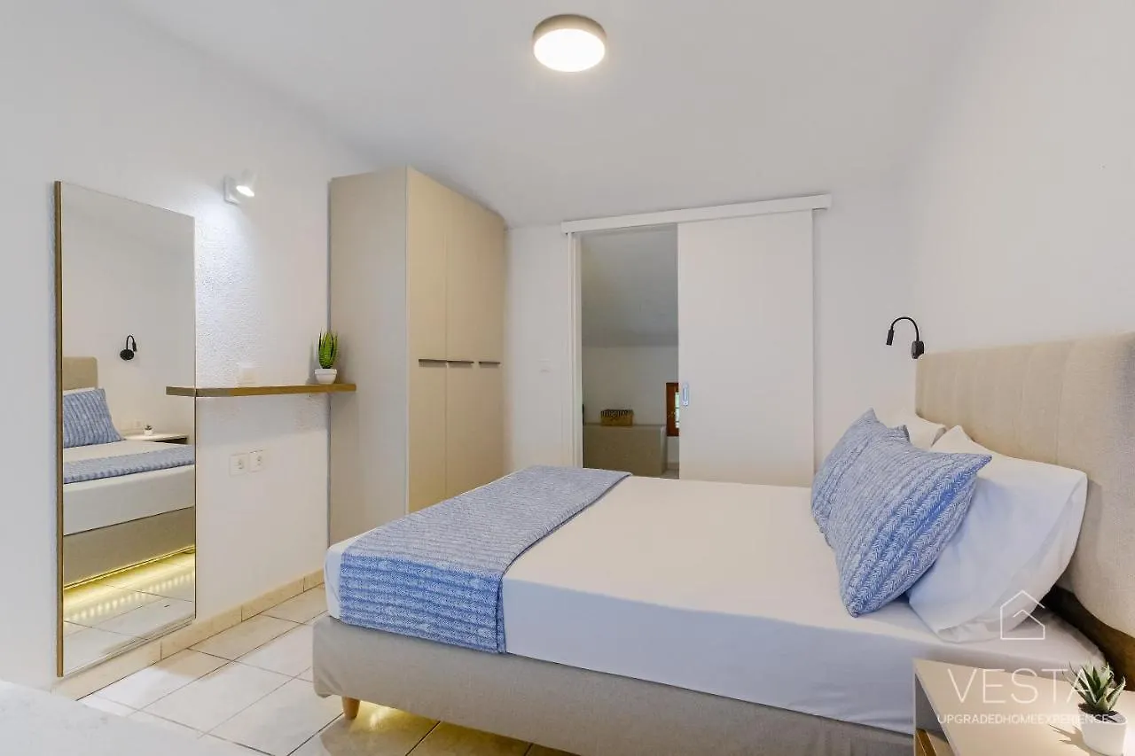 Sea Breeze Apartments, Beachfront Location Skala Fourkas